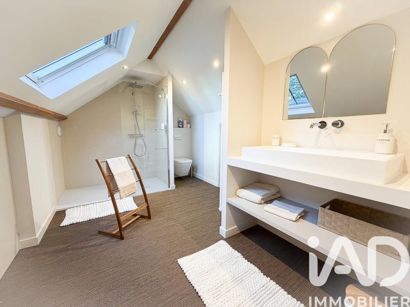 Maison - 182 m² - 6 pièces