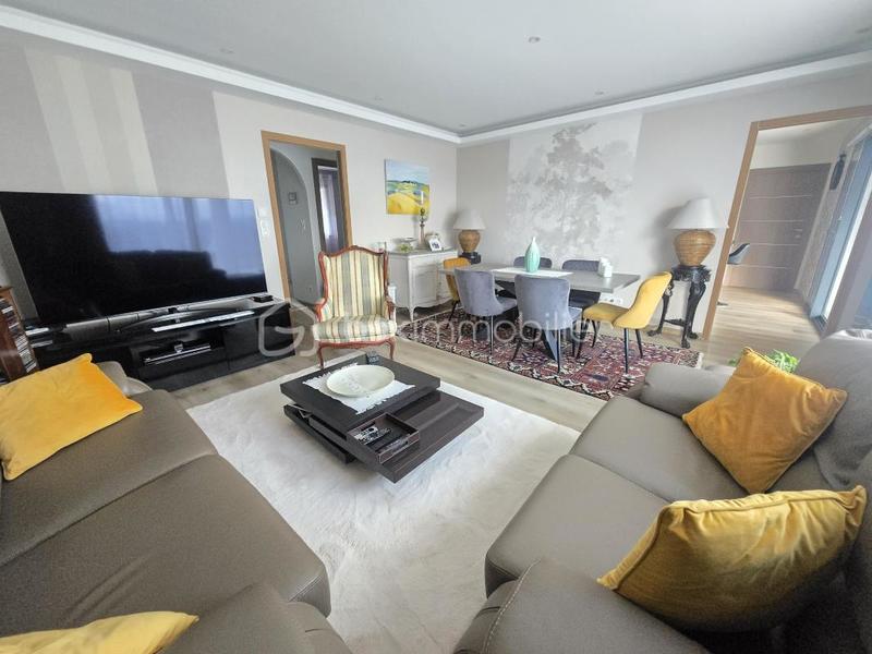 Pavillon - 130 m² - 5 pièces