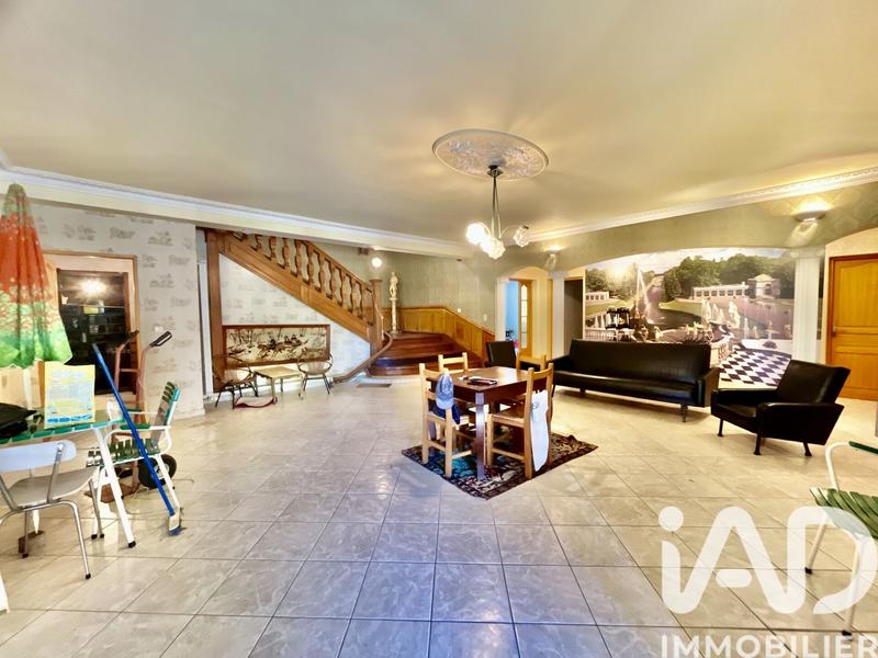 Maison - 524 m² - 12 pièces