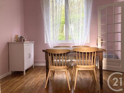 Maison - 80 m² - 4 pièces