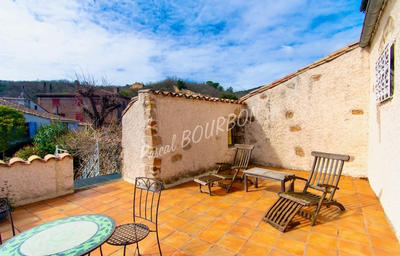 Maison - 250 m² - 8 pièces