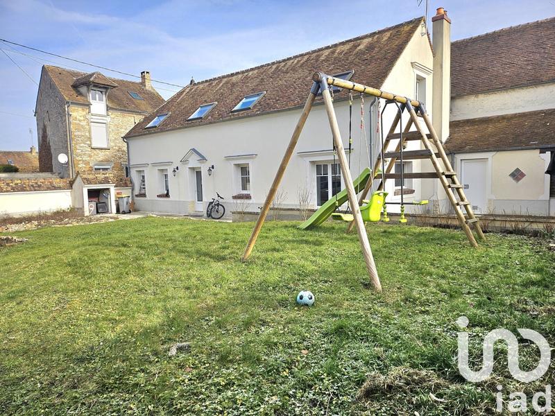 Maison - 122 m² - 4 pièces