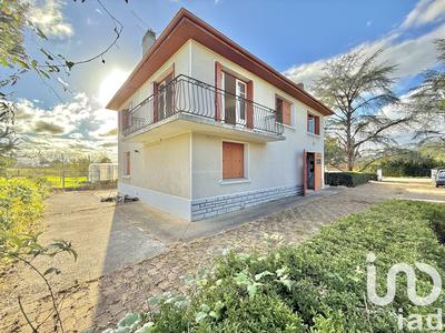 Maison - 95 m² - 5 pièces