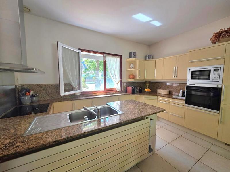 Maison - 153 m² - 5 pièces