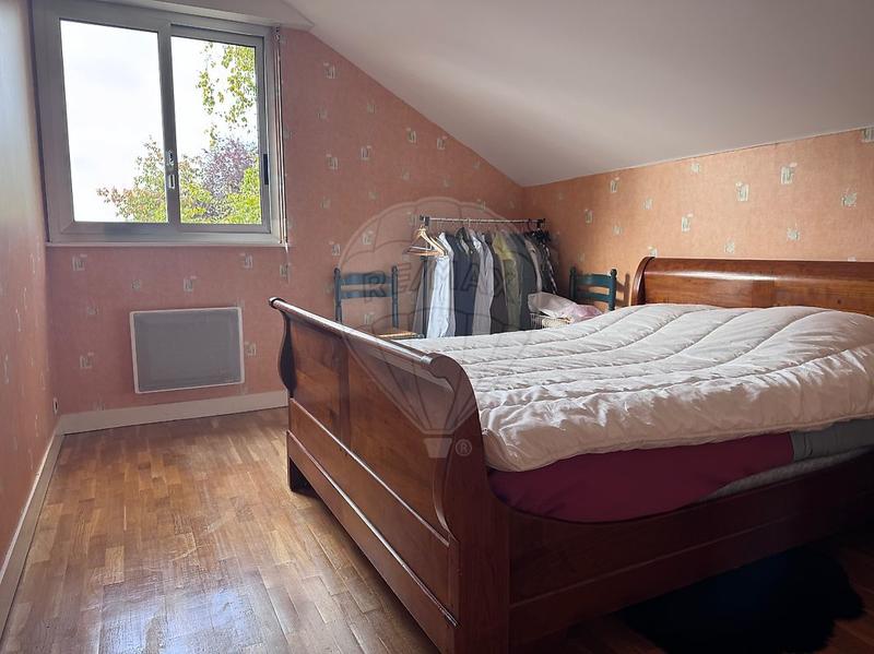 Maison - 105 m² - 5 pièces