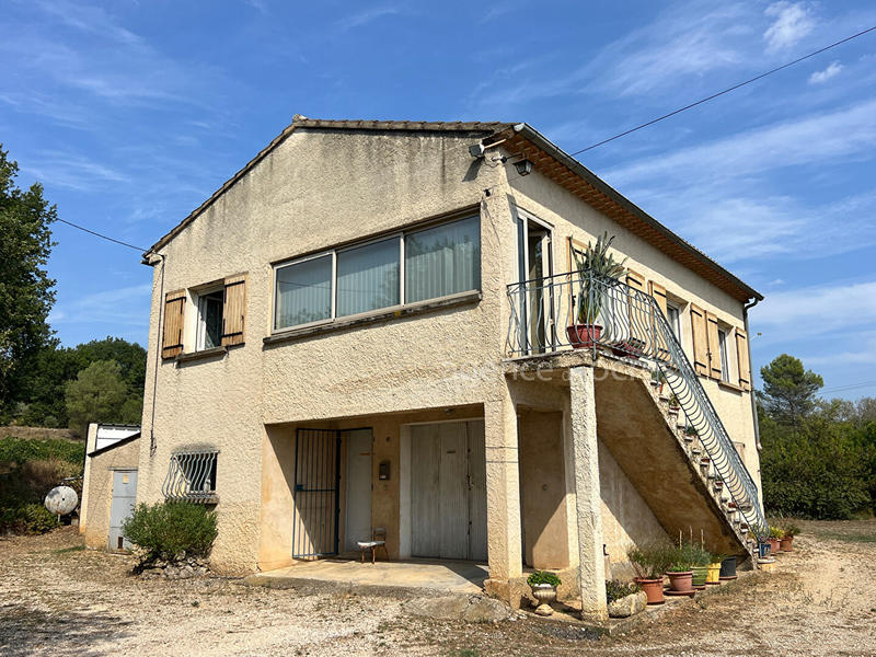 Maison - 98 m² - 4 pièces