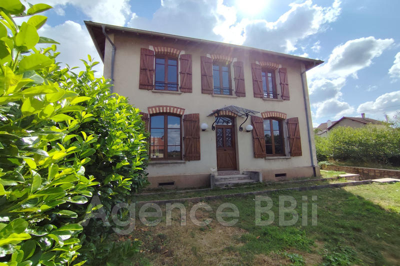 Maison - 140 m² - 7 pièces