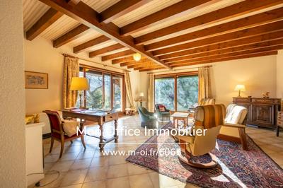 Maison - 194 m² - 7 pièces