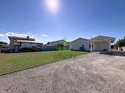 Pavillon - 120 m² - 5 pièces