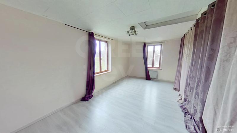 Maison - 122 m² - 4 pièces