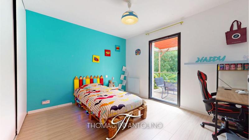 Maison - 140 m² - 4 pièces