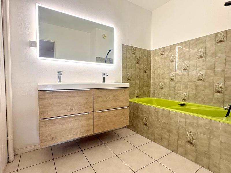 Appartement - 115 m² - 5 pièces