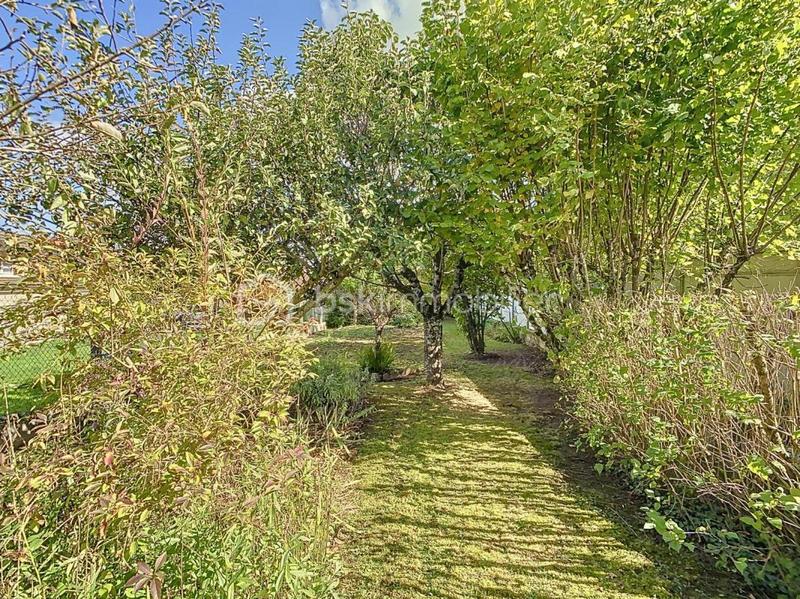 Maison ancienne - 140 m² - 3 pièces