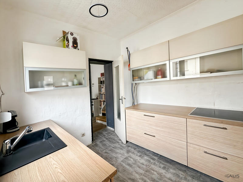 Appartement - 90 m² - 5 pièces