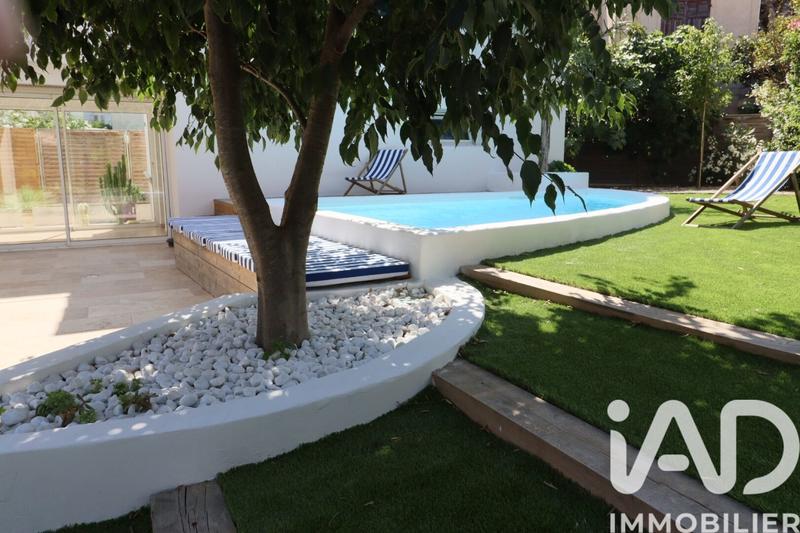 Maison - 238 m² - 5 pièces