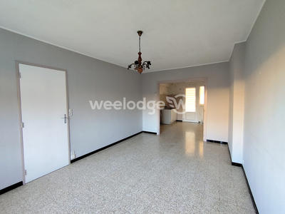 Maison - 94 m² - 5 pièces