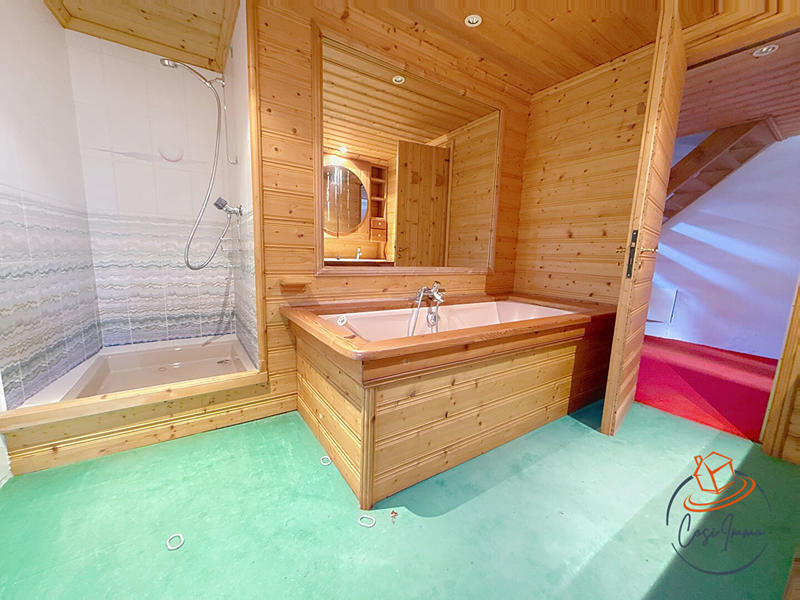 Demeure - 380 m² - 9 pièces