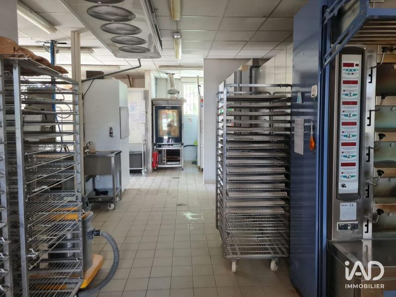 Local commercial - 235 m²