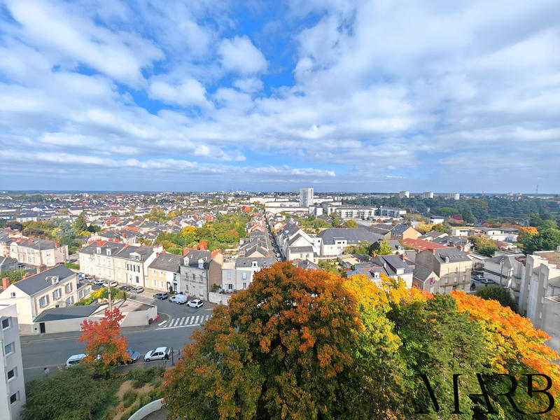 Appartement - 67 m² - 5 pièces