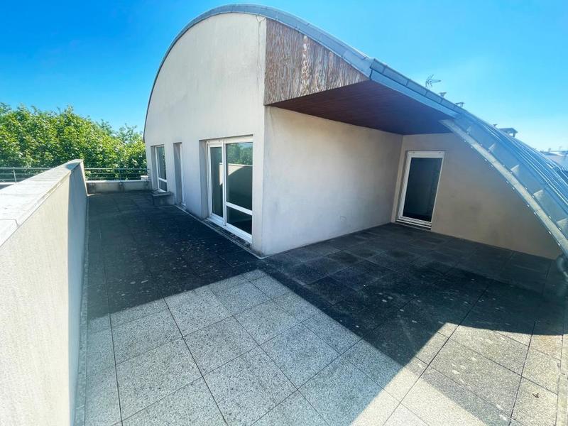 Appartement - 81 m² - 4 pièces