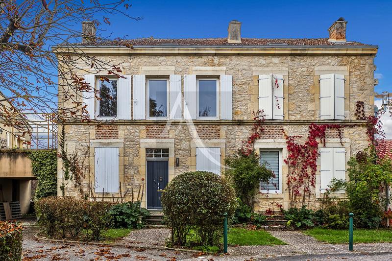Maison - 140 m² - 6 pièces