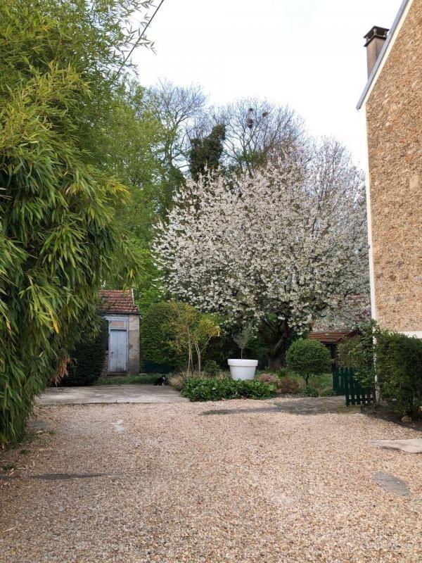 Maison - 232 m² - 9 pièces