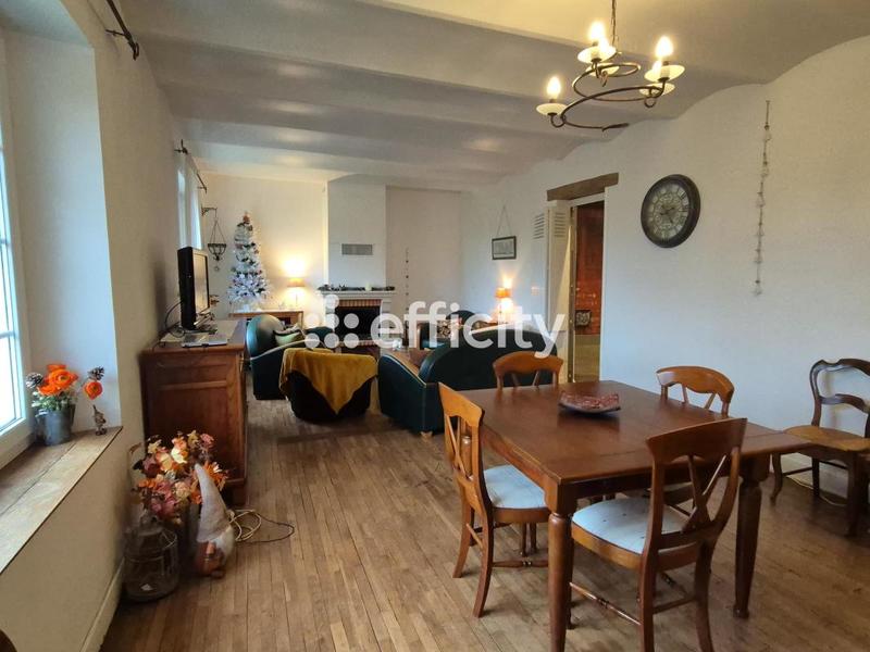 Longère - 197 m² - 8 pièces