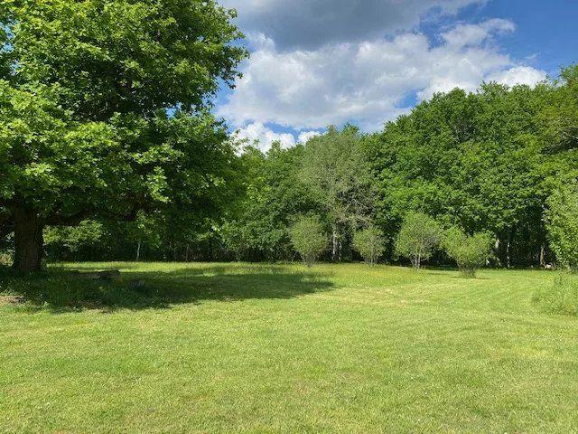 Maison - 280 m² - 8 pièces