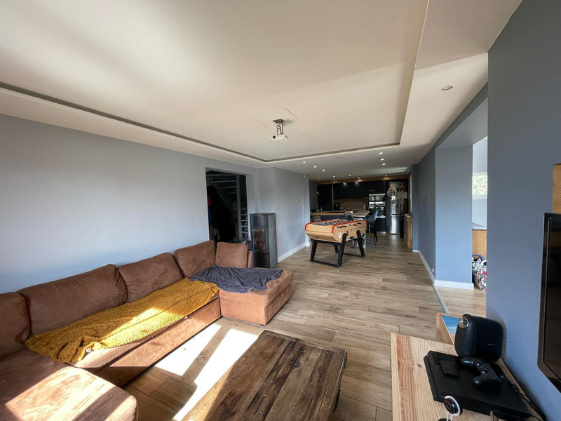 Maison - 161 m² - 7 pièces