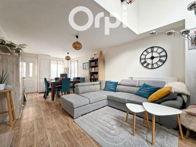 Maison - 76 m² - 4 pièces