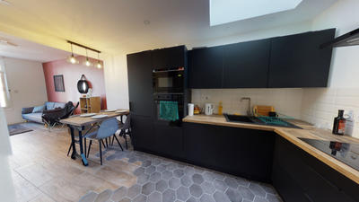 Appartement - 115 m² - 5 pièces