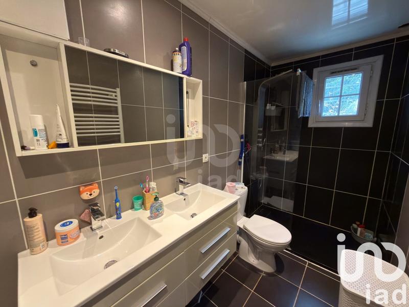 Maison - 94 m² - 5 pièces