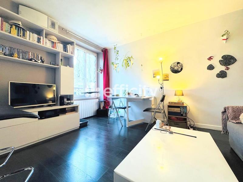 Appartement ancien - 35 m² - 2 pièces