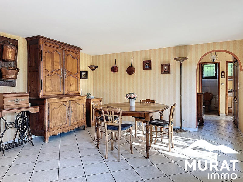 Maison - 120 m² - 6 pièces