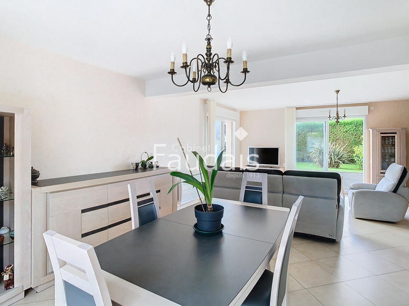 Maison - 130 m² - 6 pièces