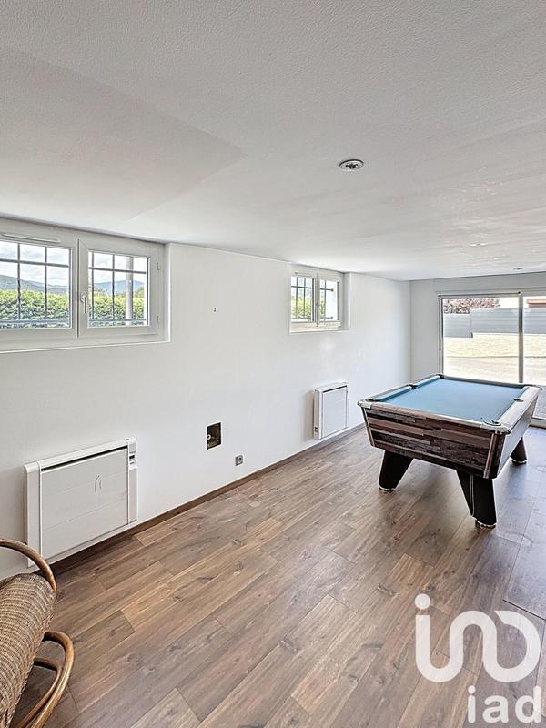 Maison - 186 m² - 6 pièces