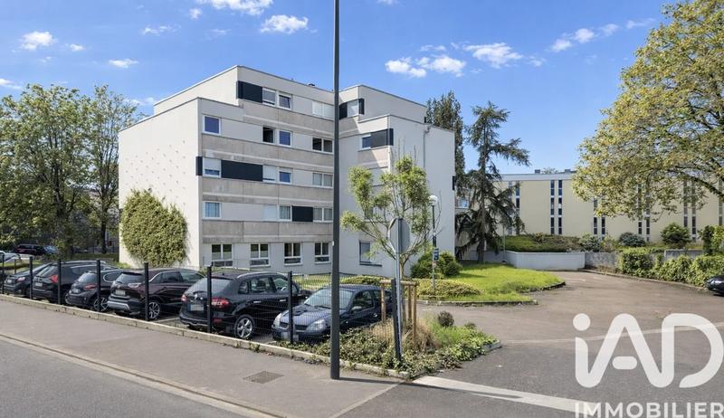 Appartement - 80 m² - 4 pièces