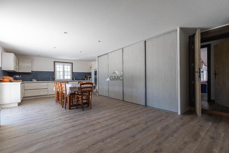 Maison - 160 m² - 6 pièces