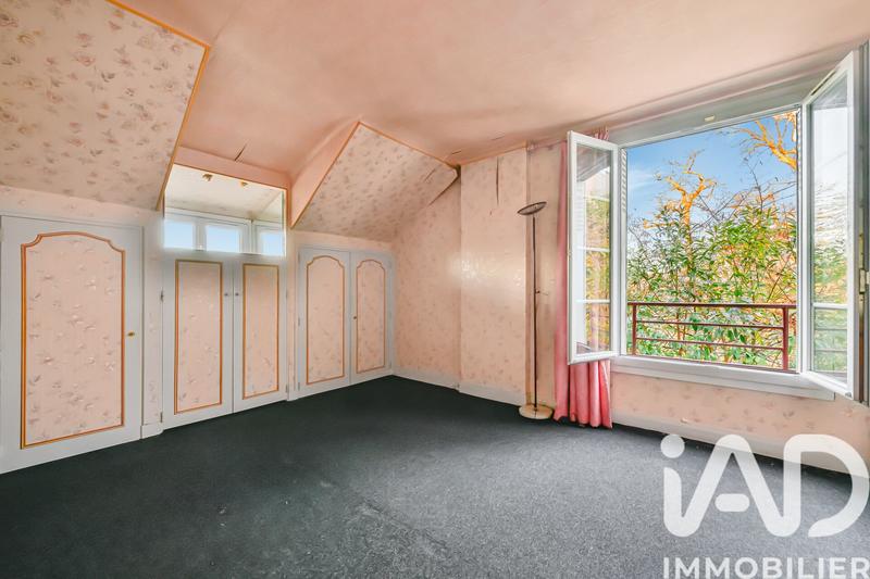 Maison - 180 m² - 7 pièces