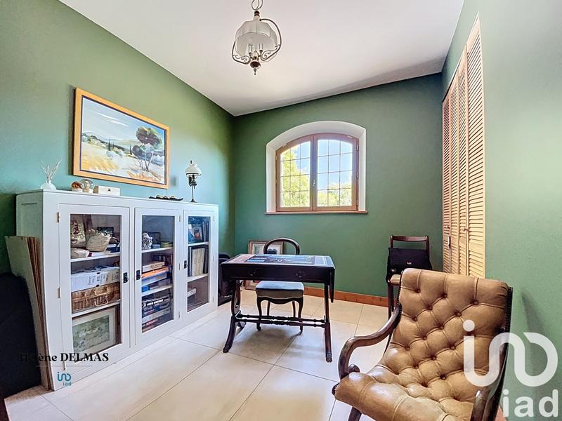 Maison de maîtres - 520 m² - 8 pièces