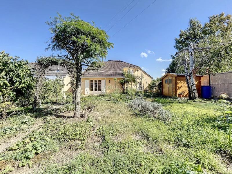 Maison - 90 m² - 3 pièces