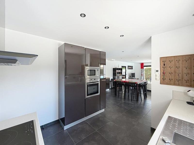 Maison - 130 m² - 5 pièces