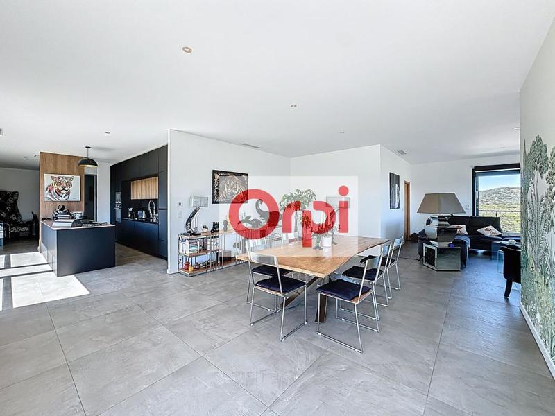 Penthouse - 157 m² - 4 pièces