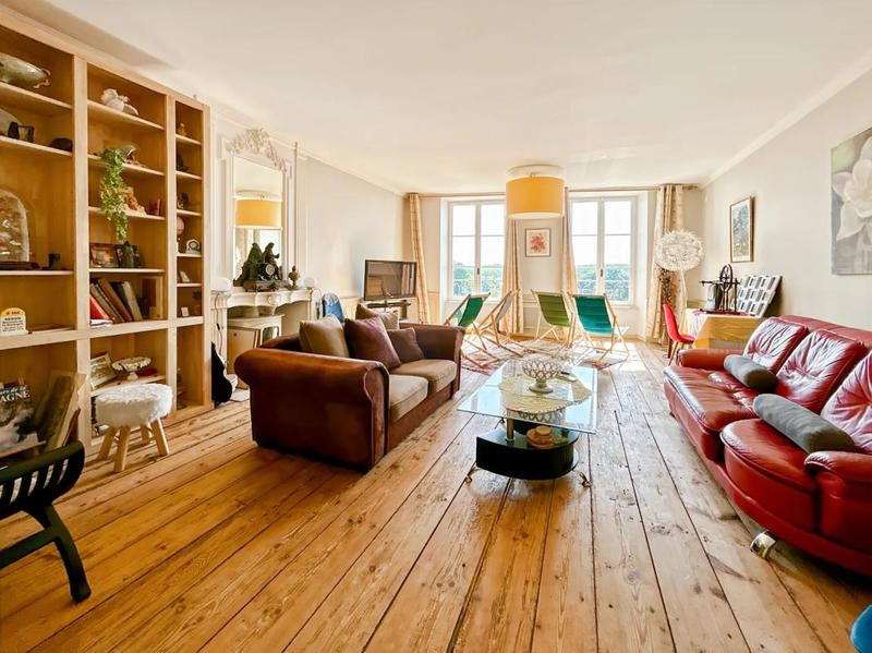 Duplex - 260 m² - 10 pièces