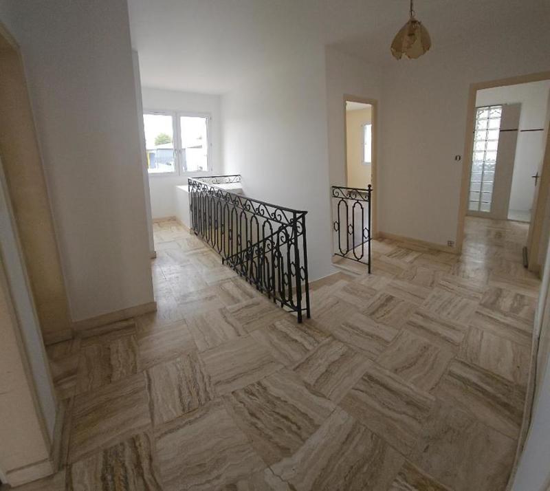 Appartement - 98 m² - 4 pièces