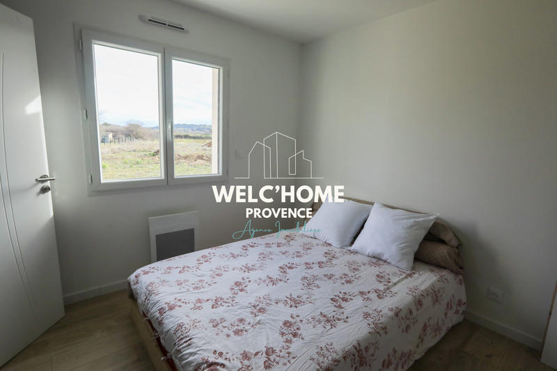 Villa - 100 m² - 5 pièces