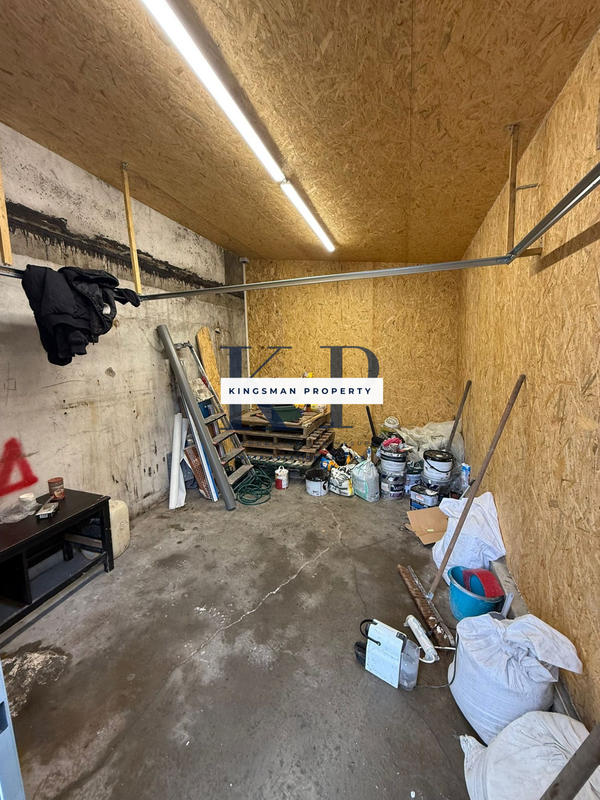 Local d'activités - 50 m²