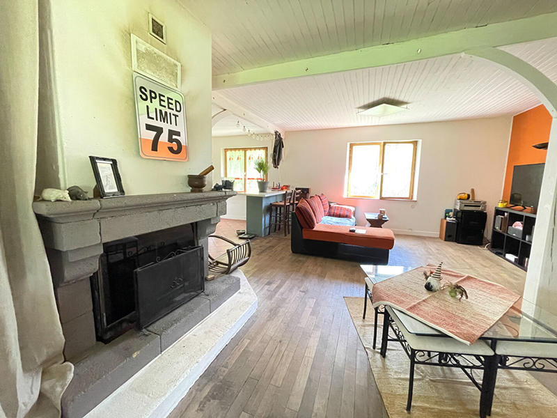 Maison - 99 m² - 4 pièces