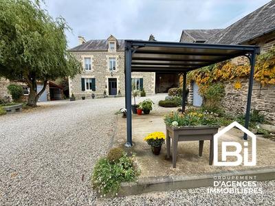 Maison en pierre - 160 m² - 7 pièces