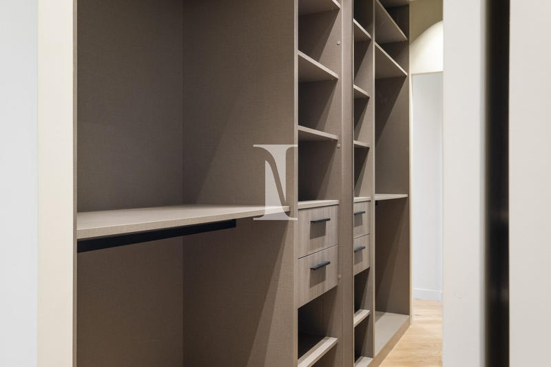 Appartement - 100 m² - 4 pièces